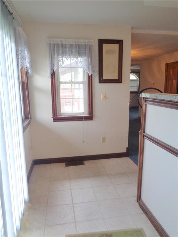 1089 Fredonia Road Hadley, PA 16130 - Photo 8 of 21
