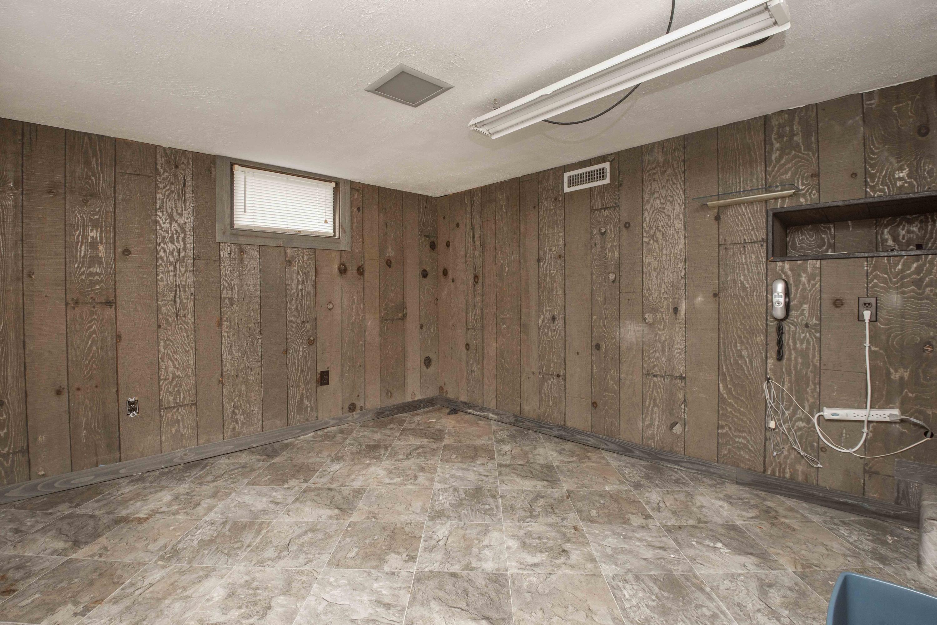 5120 East Emory Road Knoxville, TN 37918 - Photo 12 of 29 basement 5_1