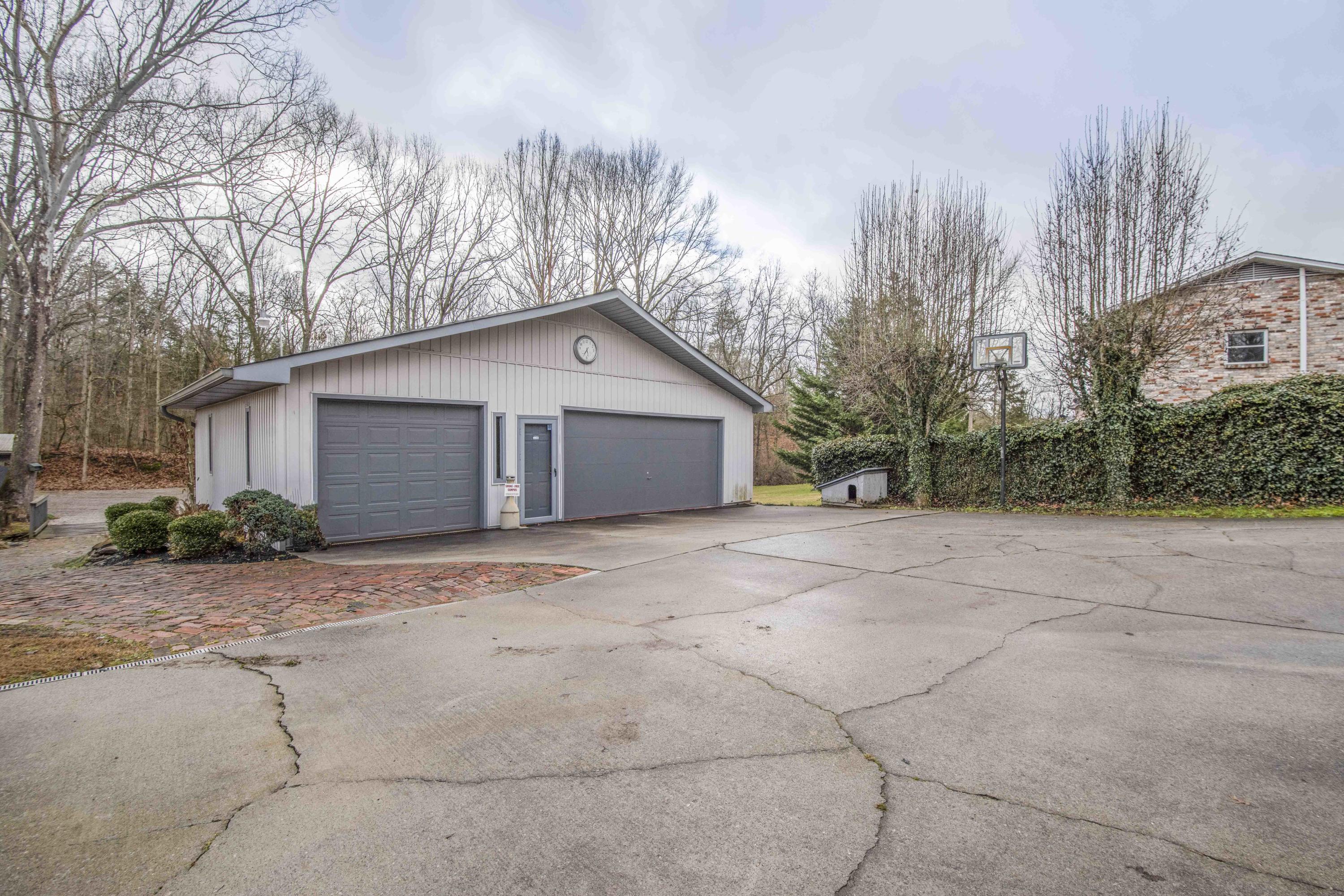 5120 East Emory Road Knoxville, TN 37918 - Photo 17 of 29 exterior 4_1