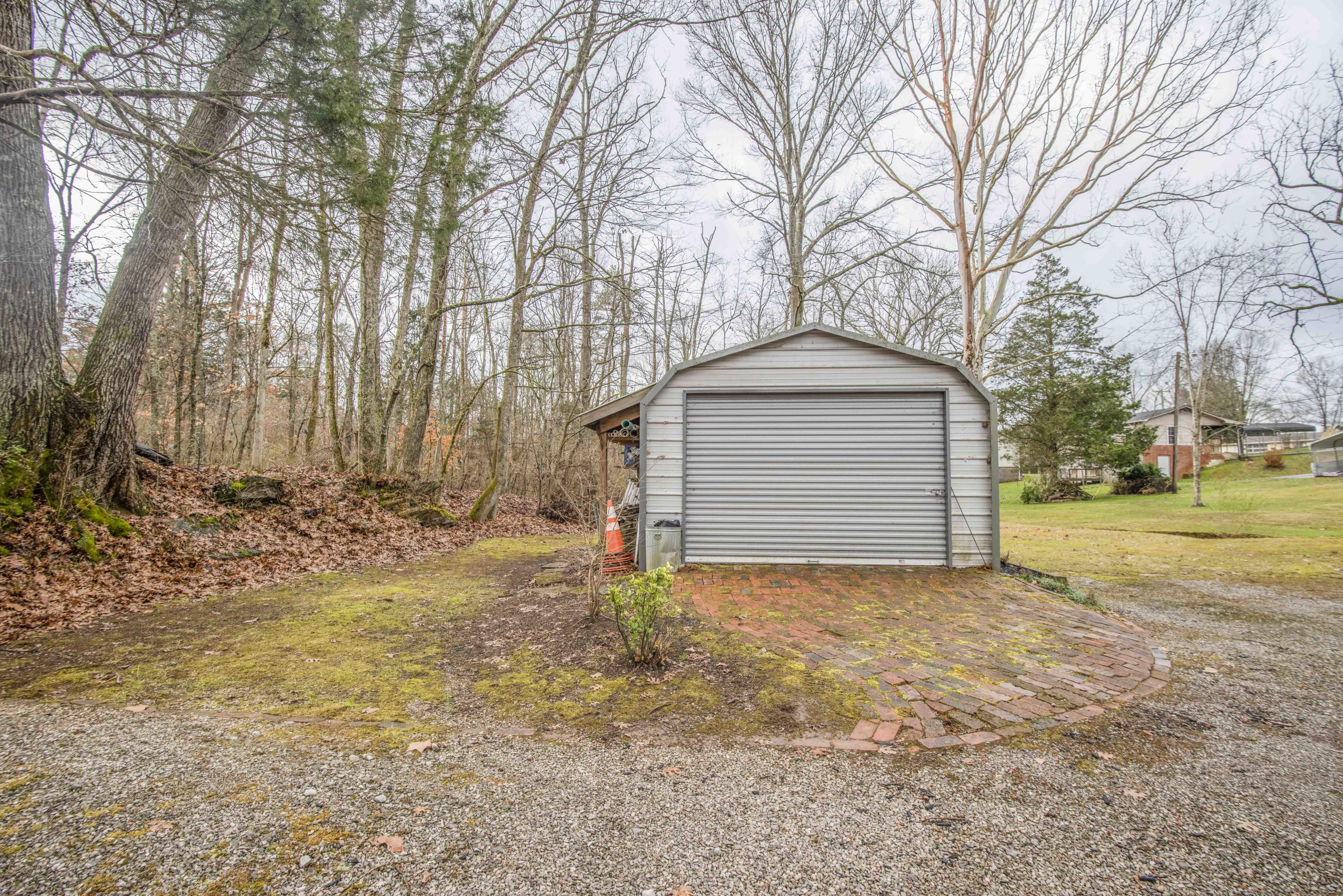 5120 East Emory Road Knoxville, TN 37918 - Photo 28 of 29 yard 8_1