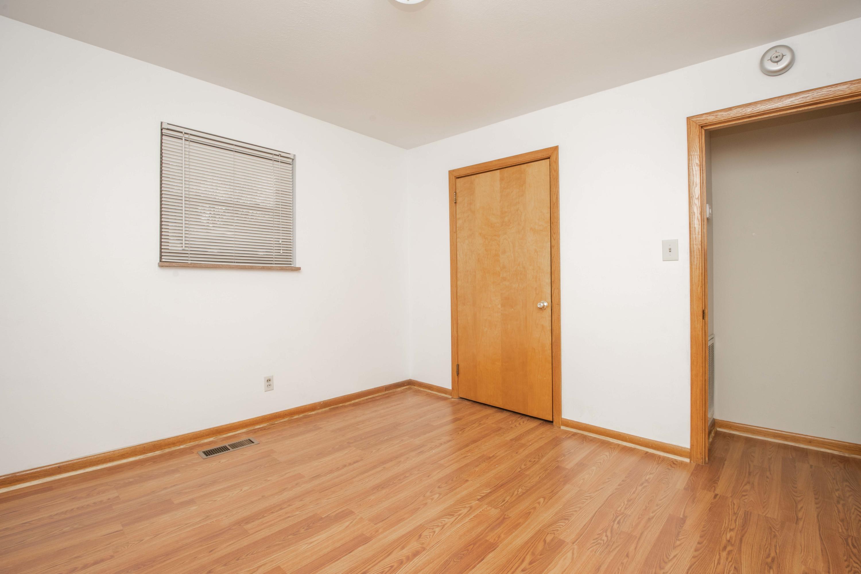 5120 East Emory Road Knoxville, TN 37918 - Photo 10 of 29 bed_1
