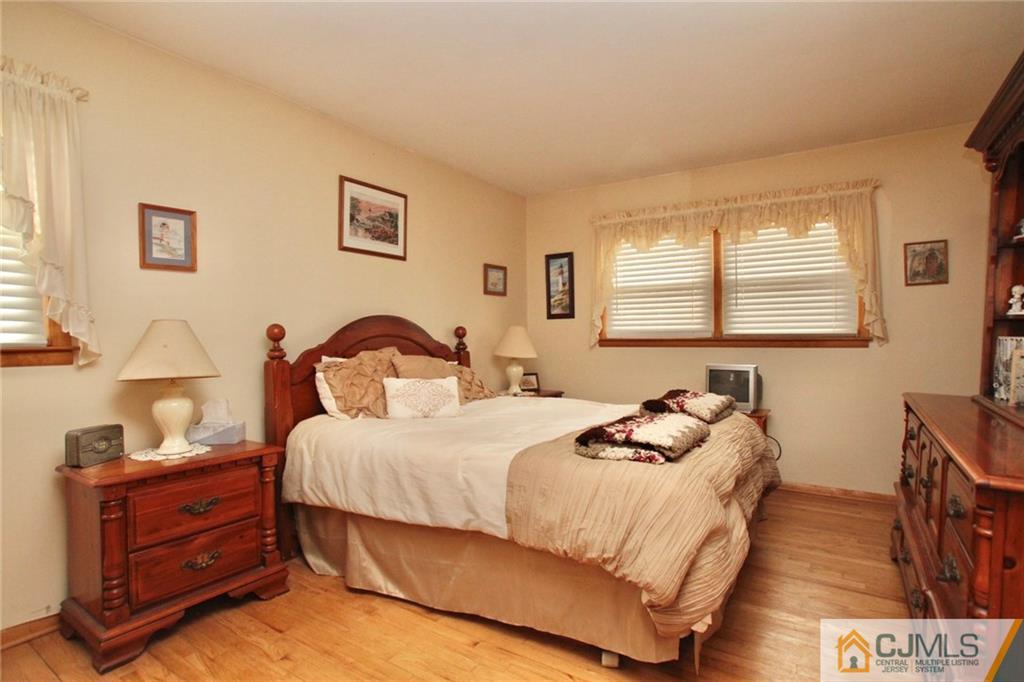 16 Hudson Road East Brunswick, NJ 08816 - Photo 7 of 22 Gallery Image 7