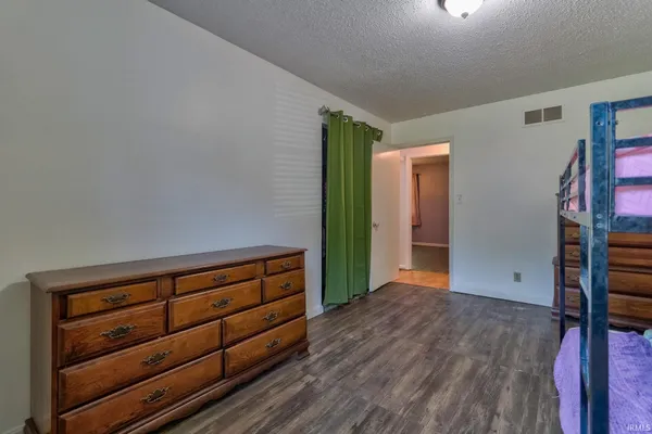 $229,900 | 670 South Burkhardt Road, Evansville, IN 47715