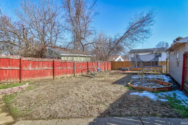 $229,900 | 670 South Burkhardt Road, Evansville, IN 47715