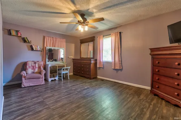 $229,900 | 670 South Burkhardt Road, Evansville, IN 47715