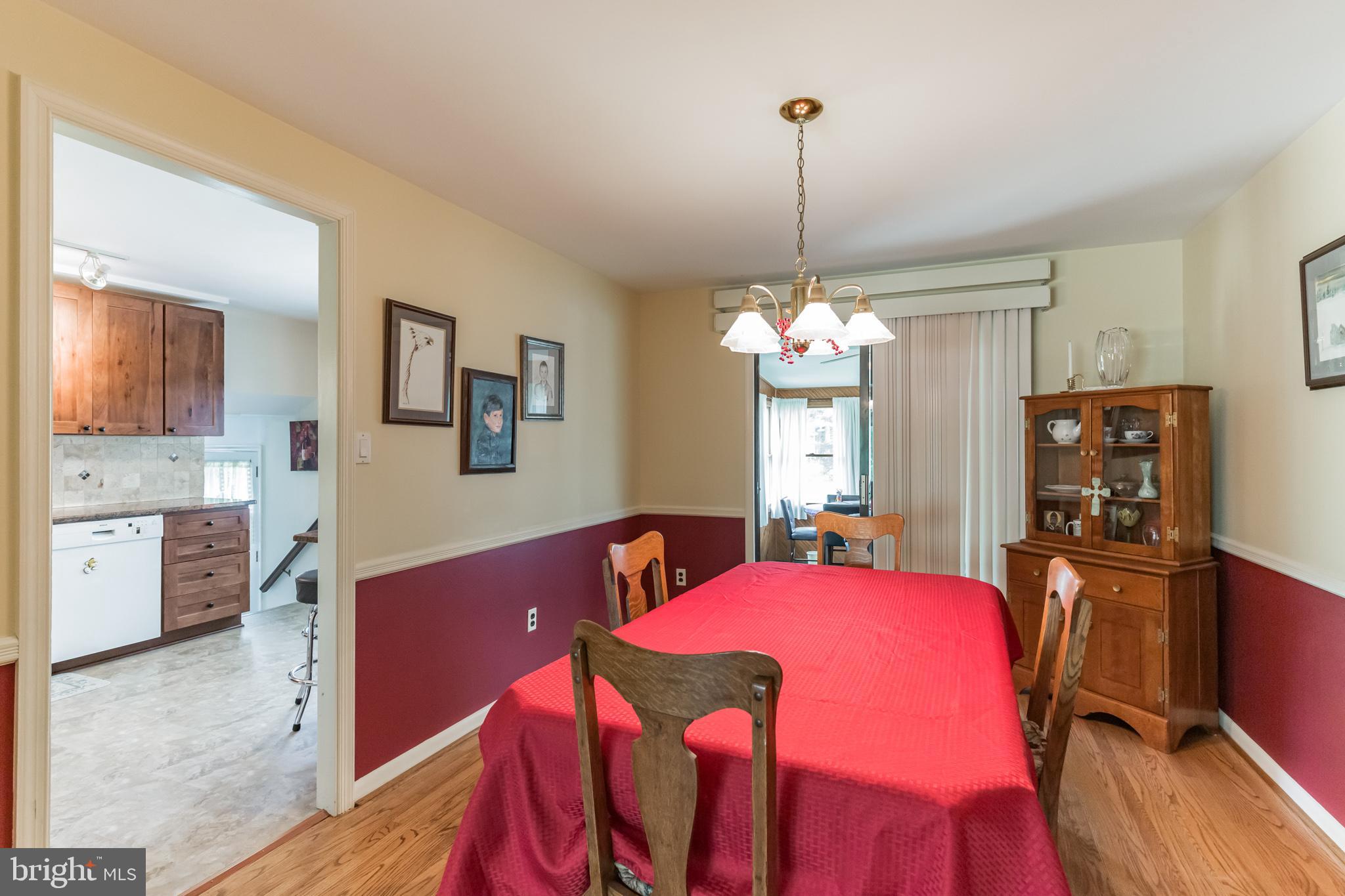 32 Whitby Road Cherry Hill, NJ 08003 - Photo 5 of 27 Gallery Image 5