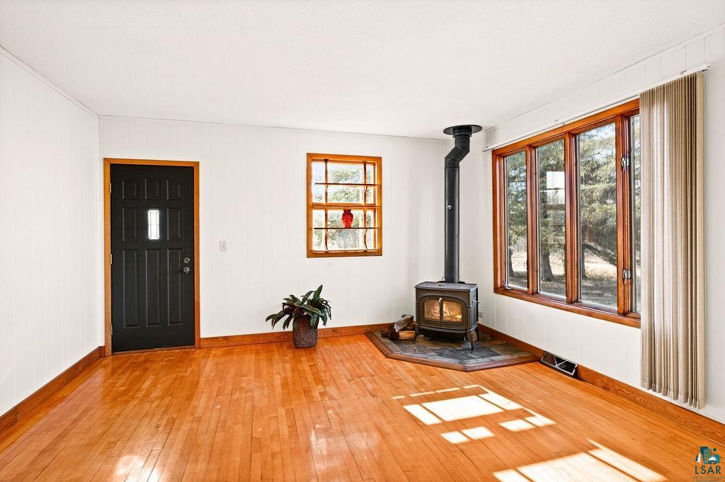 8801 East Spaulding Road South Range, WI 54874 - Photo 4 of 45