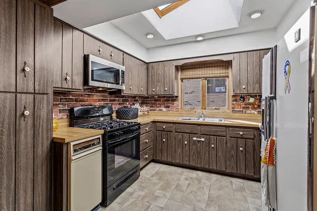 $489,900 | 12557 South Mason Avenue, Alsip, IL 60803