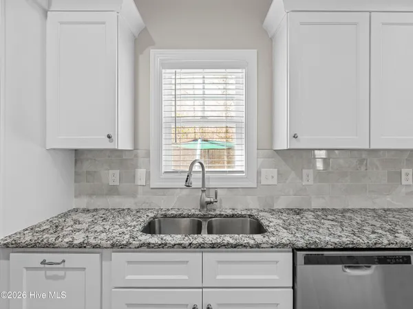 $287,000 | 300 Spring Drive, Jacksonville, NC 28540