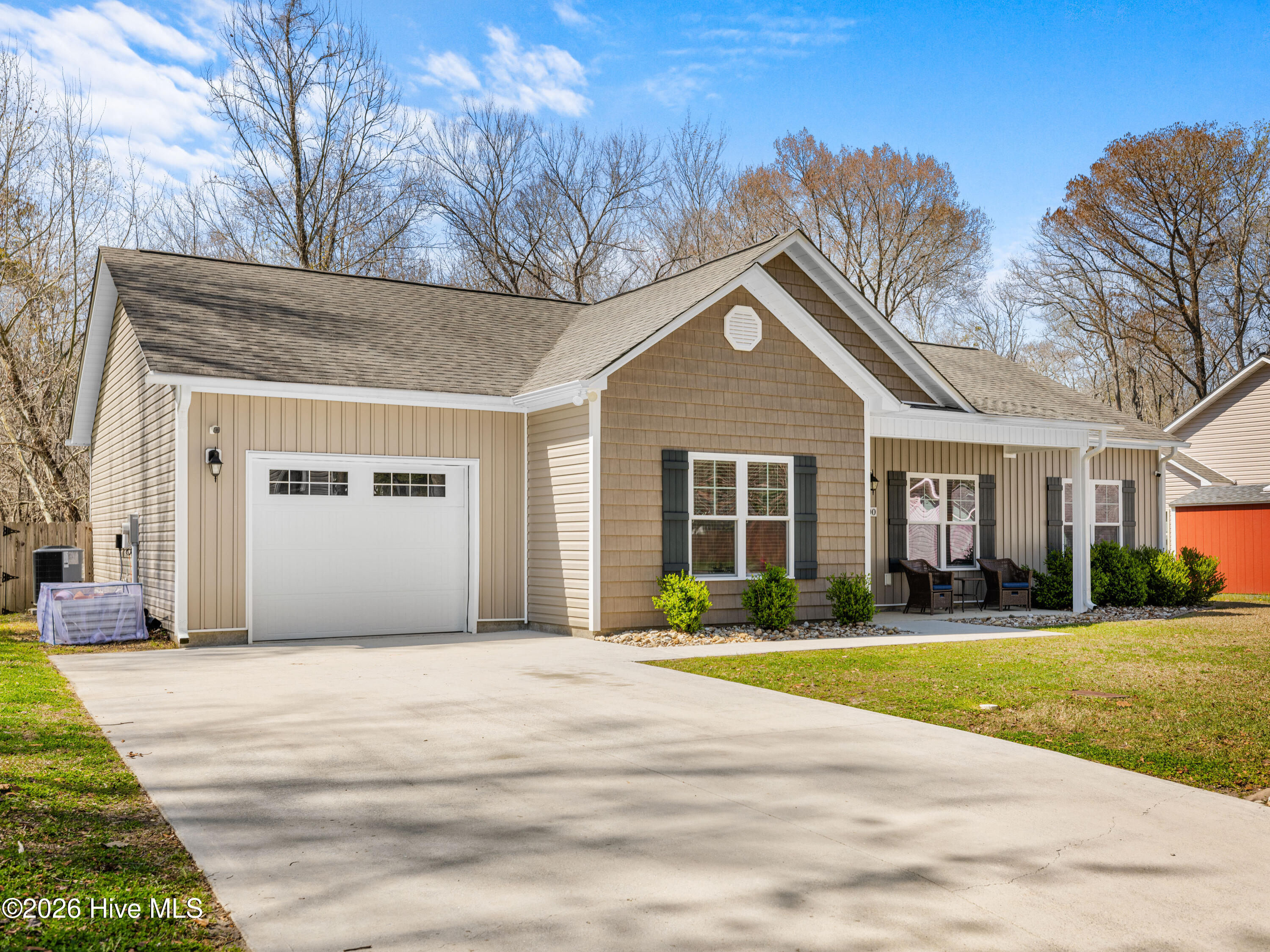 300 Spring Drive Jacksonville, NC 28540 - Photo 6 of 47 a02a0177