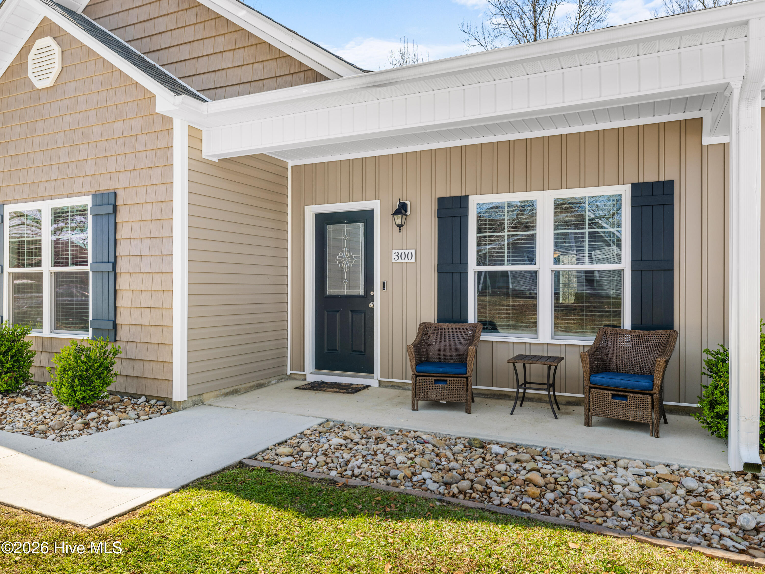 300 Spring Drive Jacksonville, NC 28540 - Photo 9 of 47 a02a0183