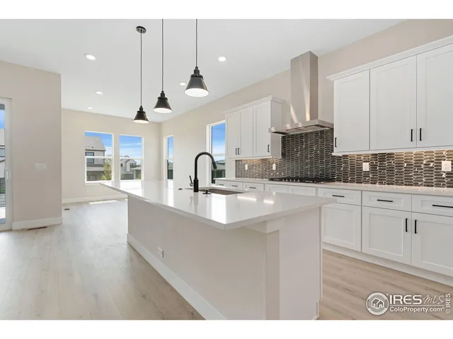 $799,900 | 5835 Gianna Drive, Timnath, CO 80547