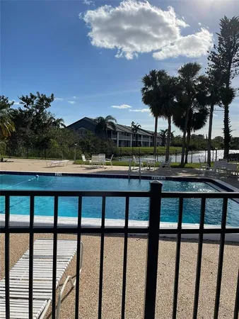 $1,500 | 2725 Hidden Lake Boulevard, Unit C, Sarasota, FL 34237