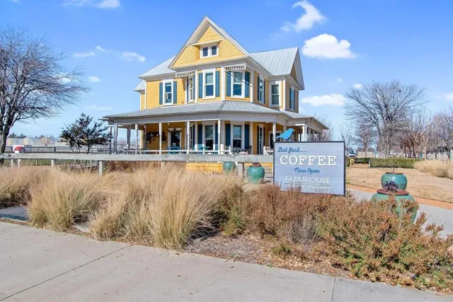 a view of a large building