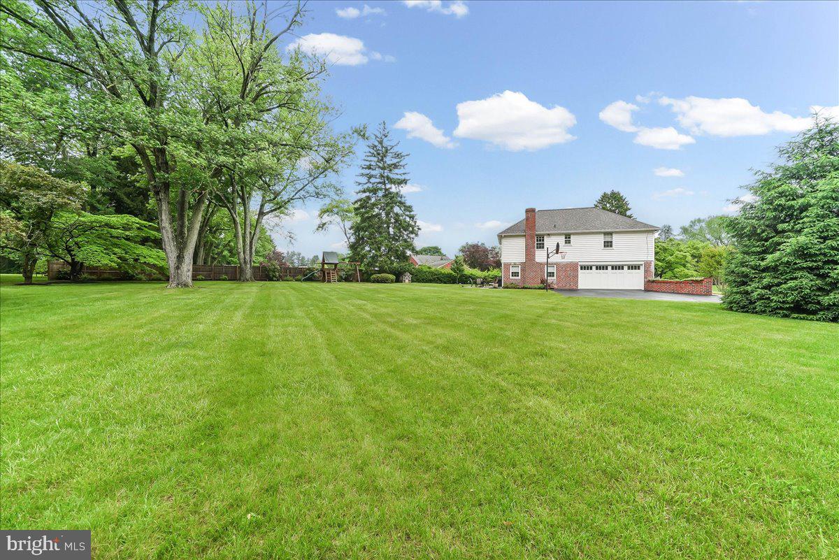 1026 Waltham Road Berwyn, PA 19312 - Photo 41 of 56 Exterior Back