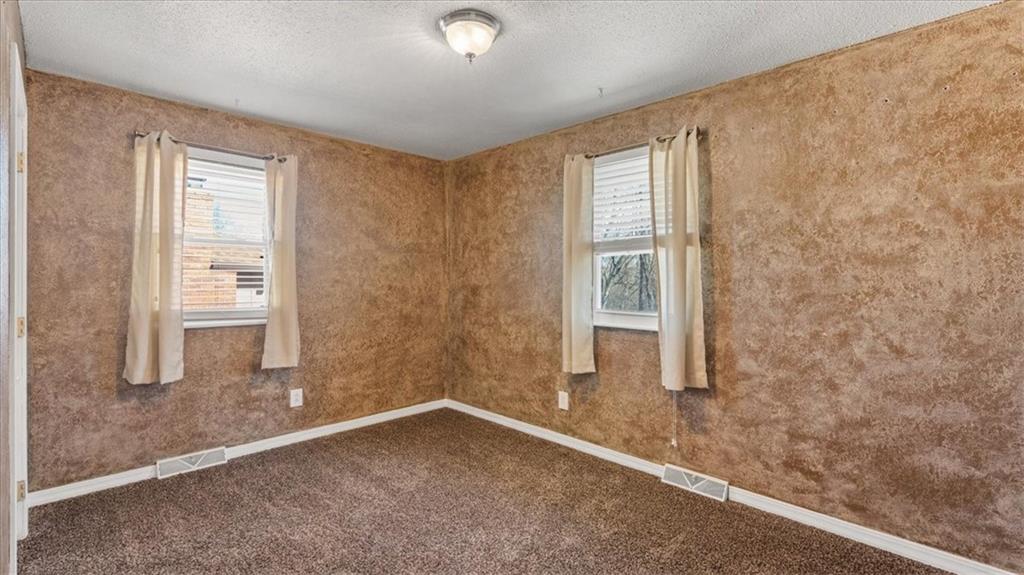 2103 North York Road Independence, MO 64058 - Photo 11 of 27