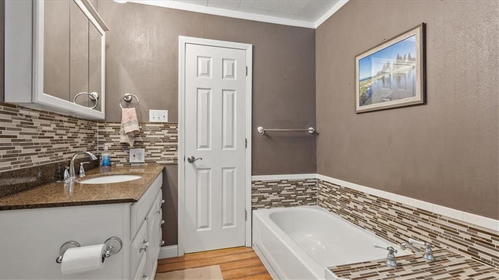 2103 North York Road Independence, MO 64058 - Photo 13 of 27