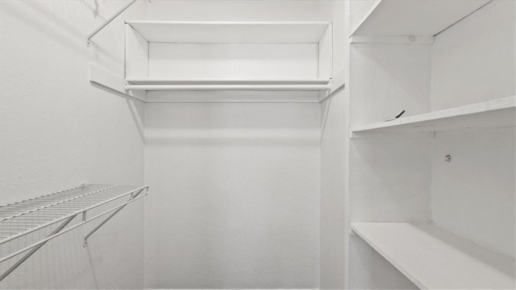 2103 North York Road Independence, MO 64058 - Photo 9 of 27