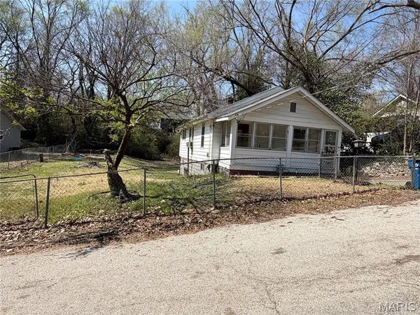 $31,700 | 510 Marsh Avenue, Alton, IL 62002
