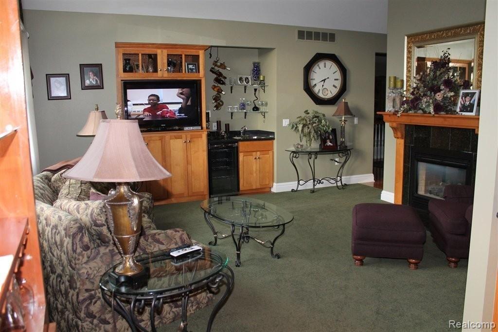 15263 Putt-R Drive Capac, MI 48014 - Photo 9 of 20 Family Room