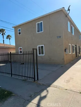 $999,000 | 10011 State Street, Lynwood, CA 90262