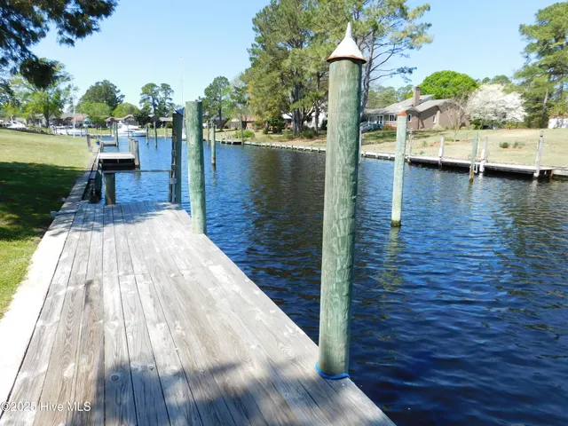 $2,400 | 6109 Schooner Court, New Bern, NC 28560