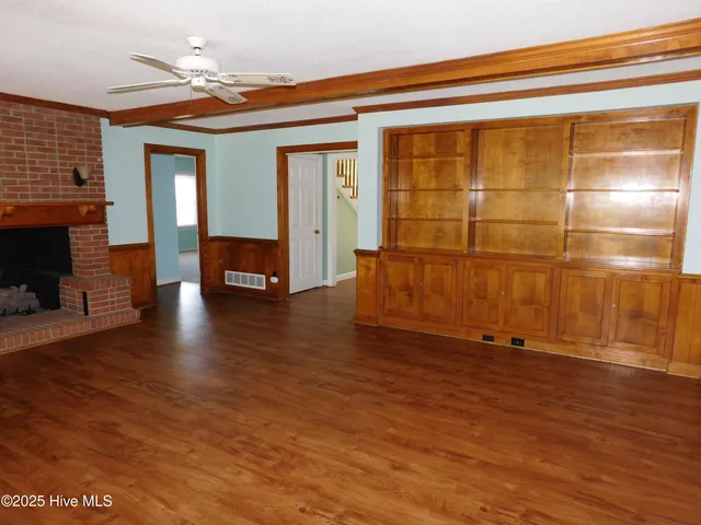 $2,400 | 6109 Schooner Court, New Bern, NC 28560