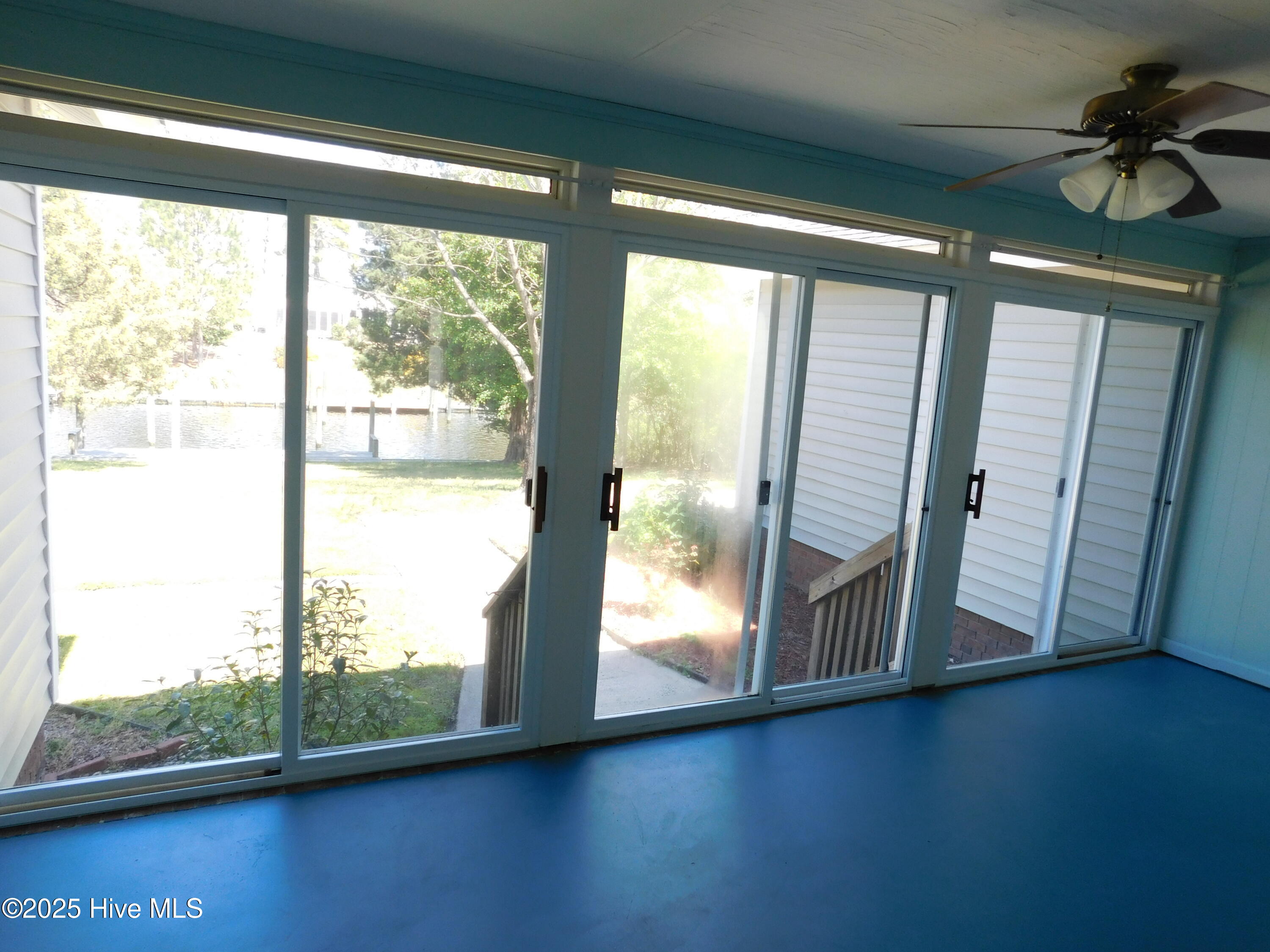 6109 Schooner Court New Bern, NC 28560 - Photo 20 of 58 DSCN8978