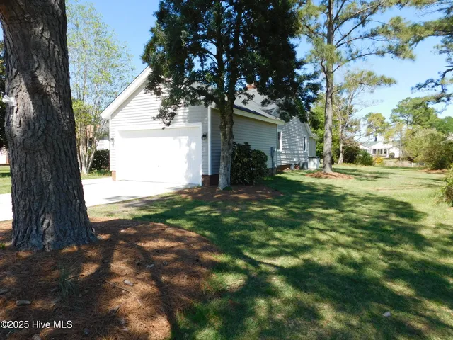 $2,400 | 6109 Schooner Court, New Bern, NC 28560