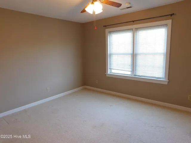 $2,400 | 6109 Schooner Court, New Bern, NC 28560