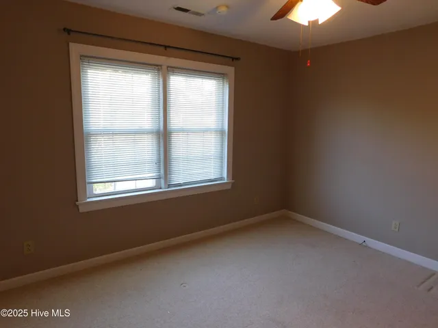 $2,400 | 6109 Schooner Court, New Bern, NC 28560