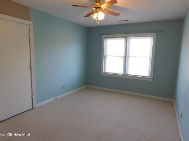 $2,400 | 6109 Schooner Court, New Bern, NC 28560