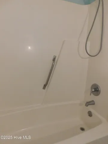 $2,400 | 6109 Schooner Court, New Bern, NC 28560