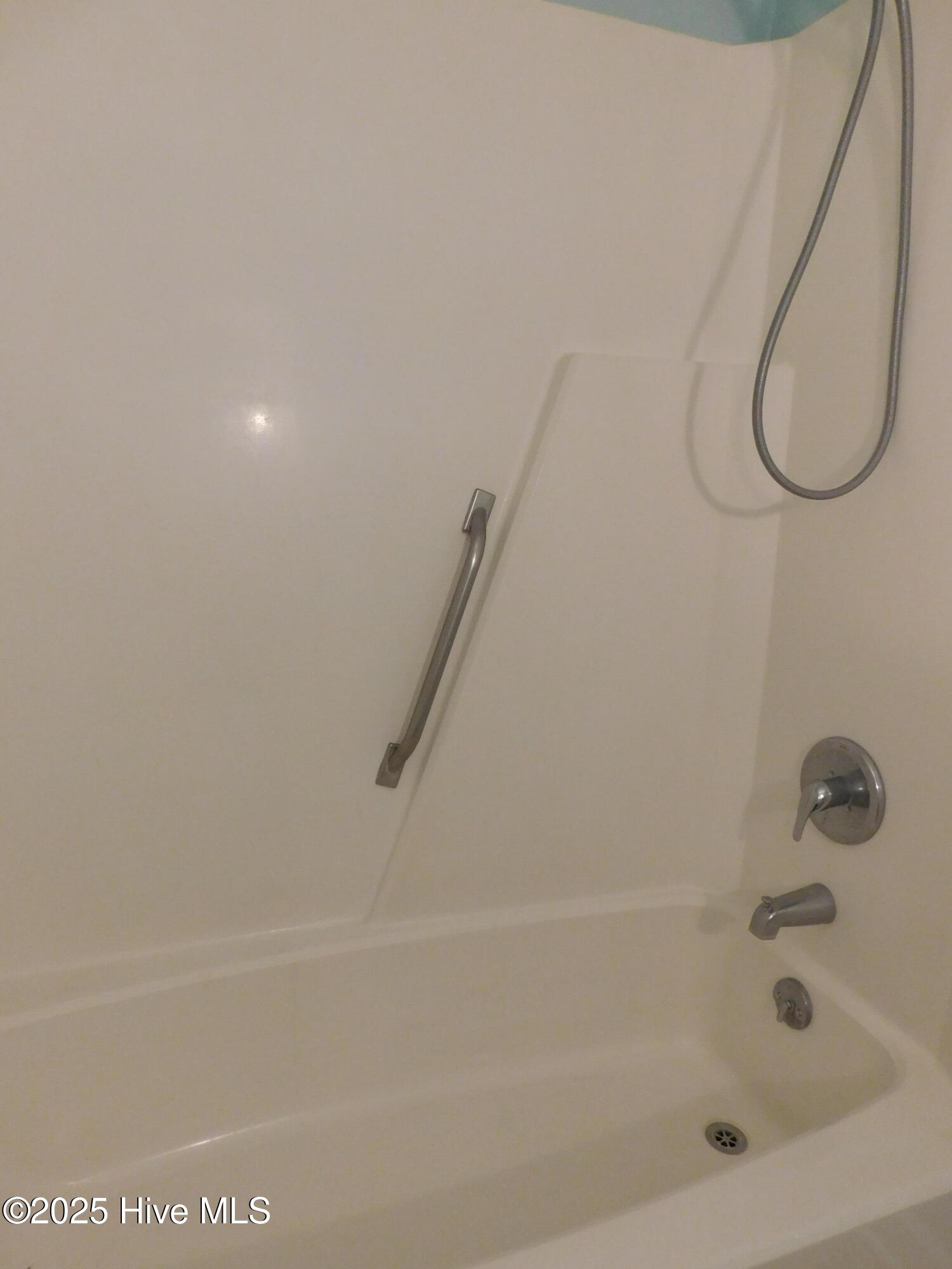 6109 Schooner Court New Bern, NC 28560 - Photo 49 of 58 DSCN9008