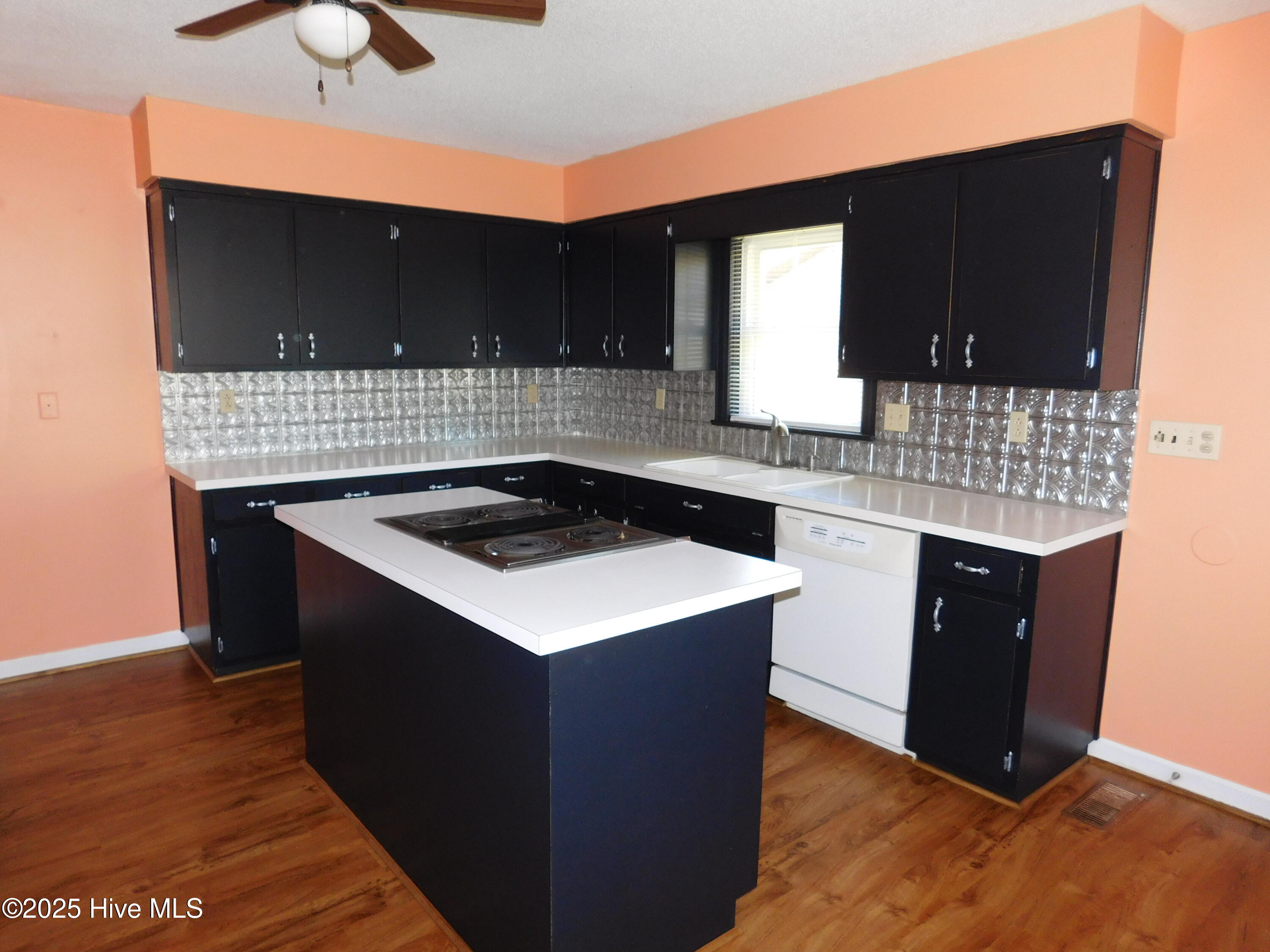 6109 Schooner Court New Bern, NC 28560 - Photo 56 of 58 DSCN9020