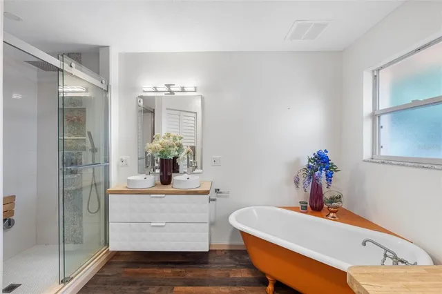 a outdoor view with a sitting space