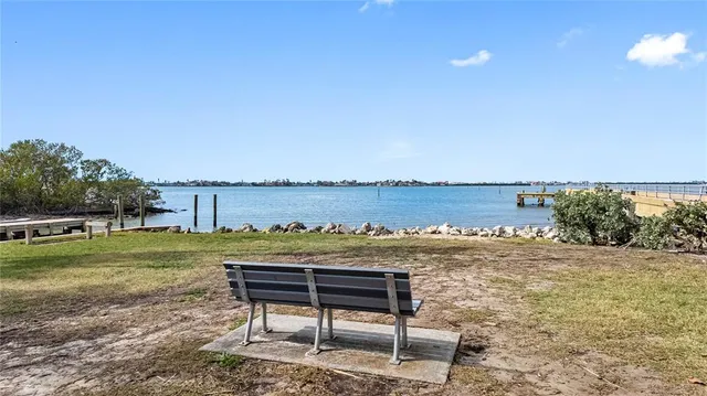 $399,000 | 2201 Park Street North, St. Petersburg, FL 33710