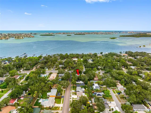 $399,000 | 2201 Park Street North, St. Petersburg, FL 33710