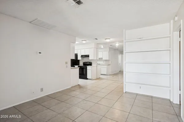 $1,449 | 9001 West Elm Street, Unit 3, Phoenix, AZ 85037