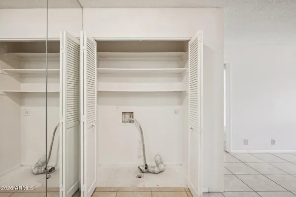 $1,399 | 9001 West Elm Street, Unit 3, Phoenix, AZ 85037