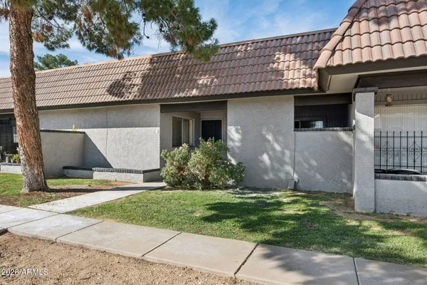 $1,399 | 9001 West Elm Street, Unit 3, Phoenix, AZ 85037
