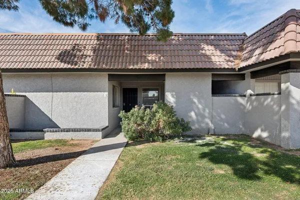 $1,449 | 9001 West Elm Street, Unit 3, Phoenix, AZ 85037