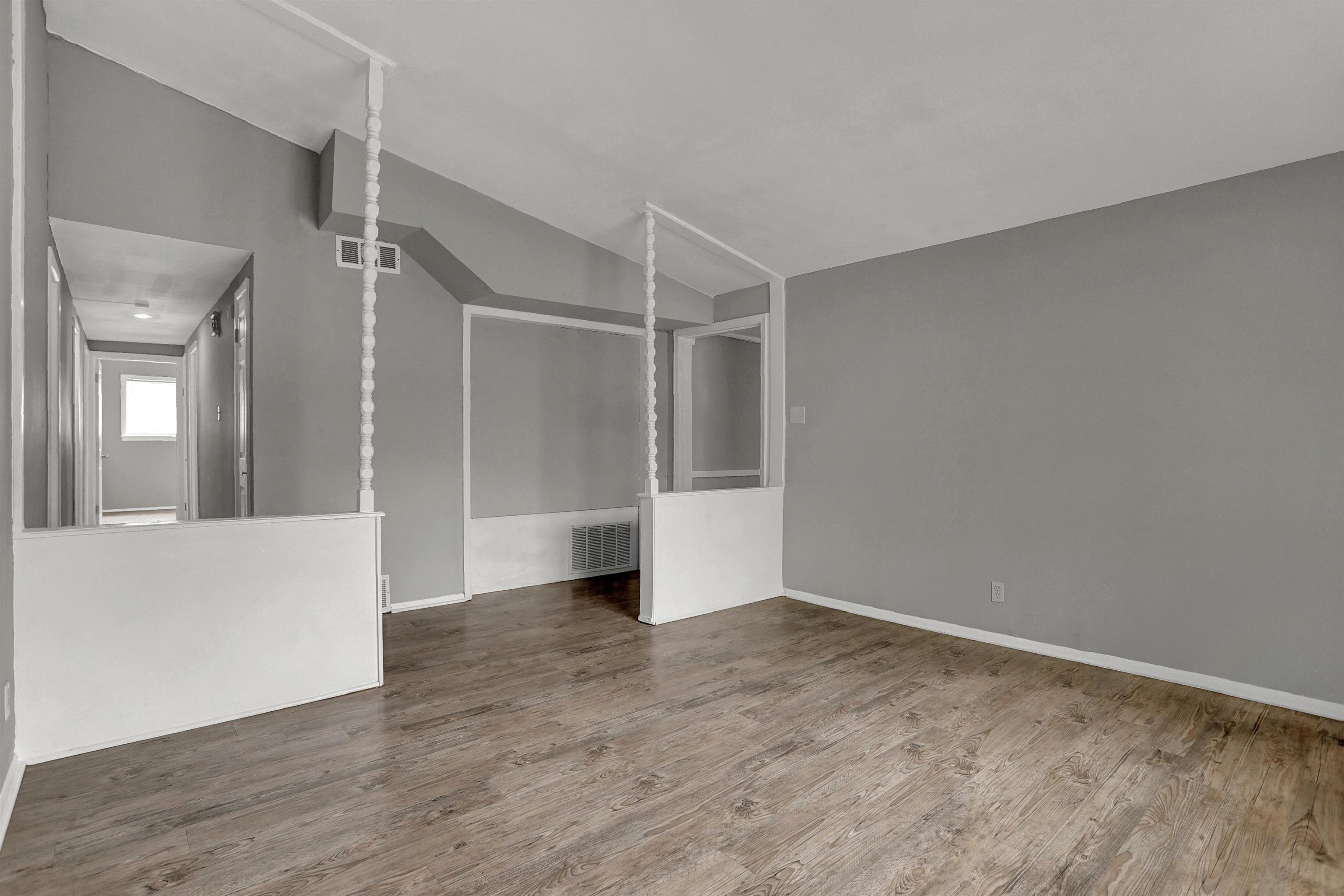 4477 Neely Road Memphis, TN 38109 - Photo 11 of 25 a view of an empty room