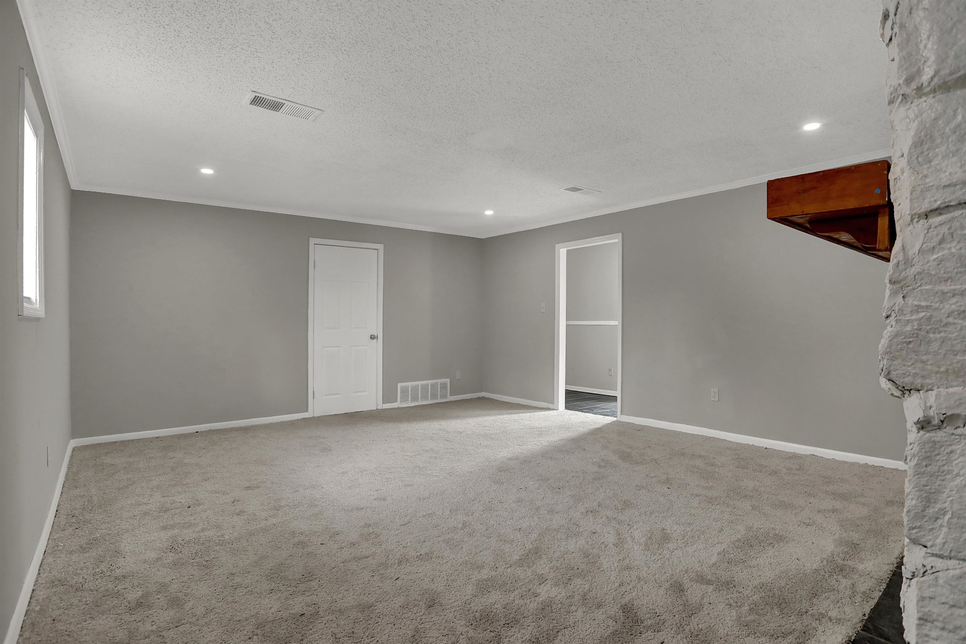 4477 Neely Road Memphis, TN 38109 - Photo 8 of 25 a view of empty room