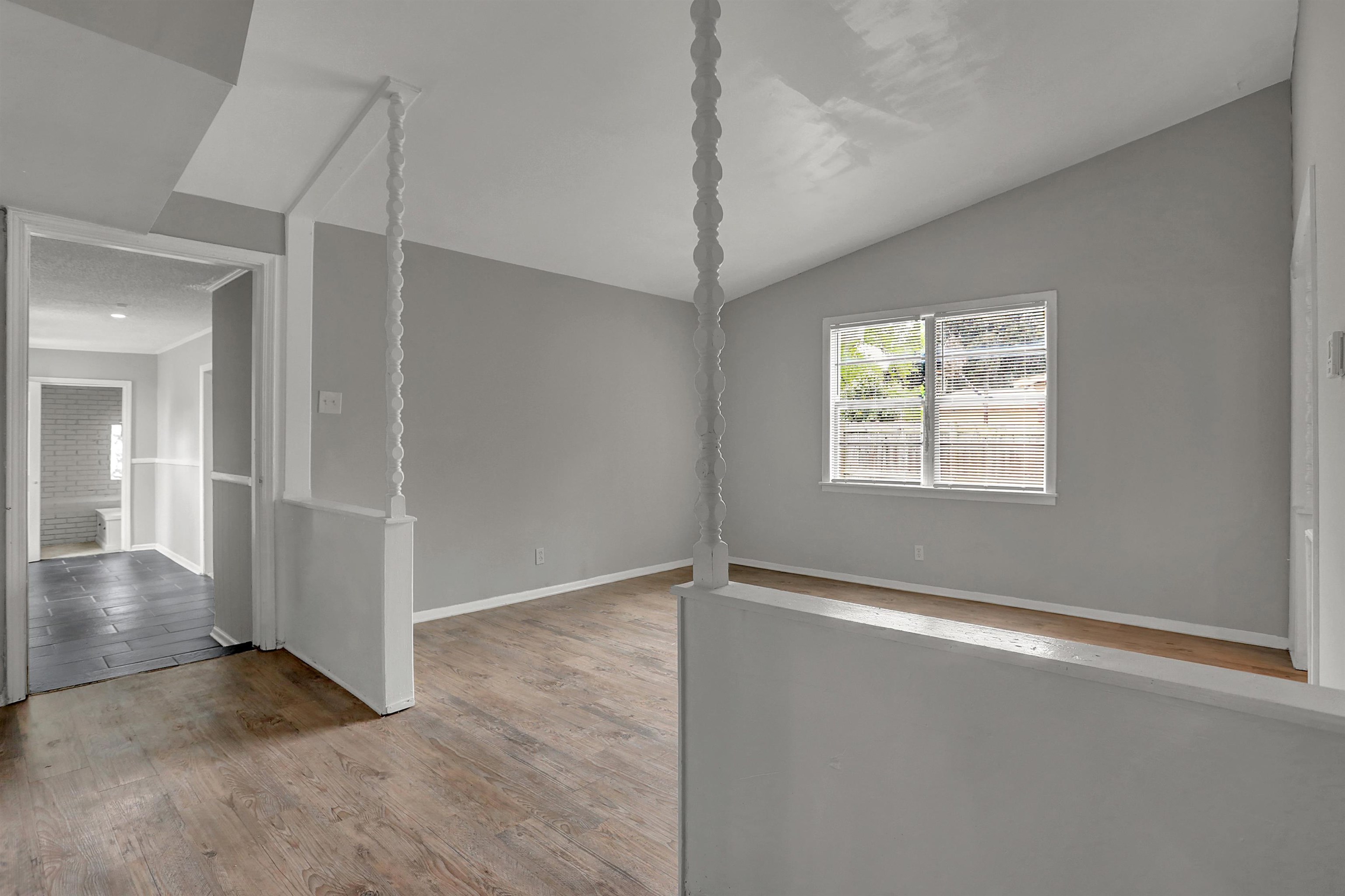 4477 Neely Road Memphis, TN 38109 - Photo 9 of 25 an empty room with windows and closet