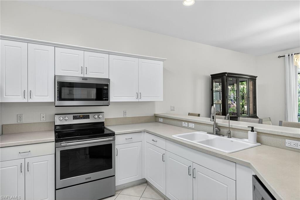 14653 Sutherland Avenue Naples, FL 34119 - Photo 22 of 33