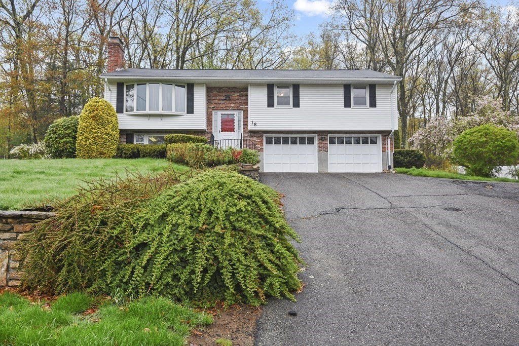 18 Countryside Road Grafton, MA 01536 - Photo 1 of 40 Gallery Image 1