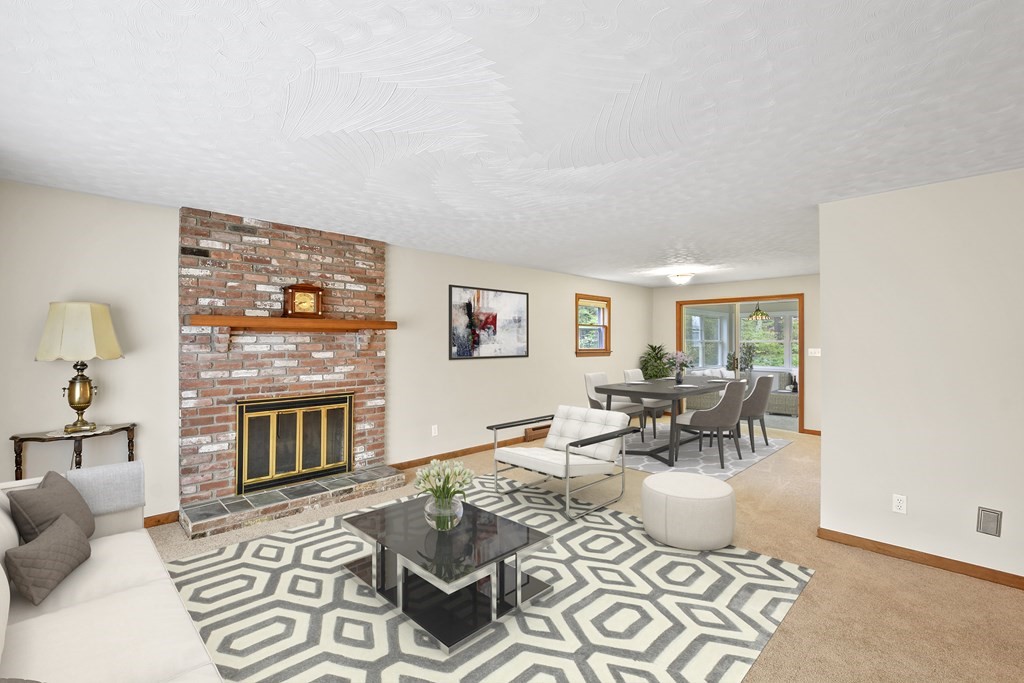 18 Countryside Road Grafton, MA 01536 - Photo 2 of 40 Gallery Image 2