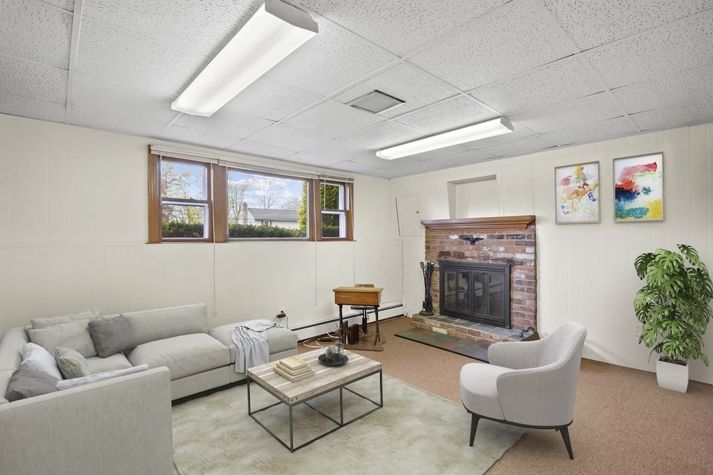 18 Countryside Road Grafton, MA 01536 - Photo 21 of 40 Gallery Image 21