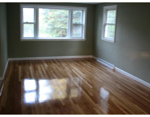 447 Trull Road Tewksbury, MA 01876 - Photo 2 of 10 Gallery Image 2